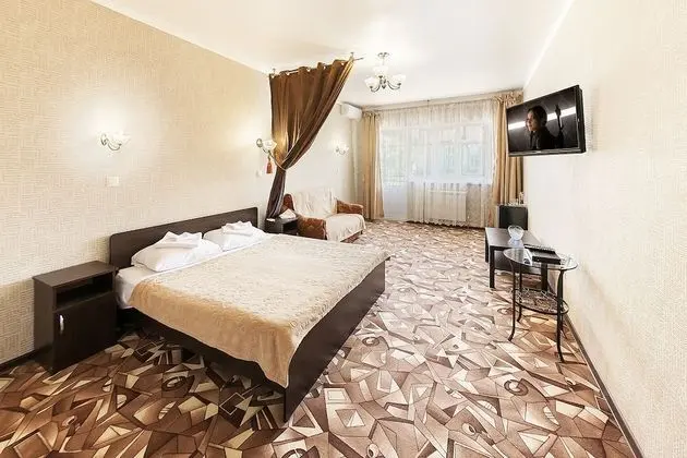 Comfort Tek Büyük Yataklı Oda