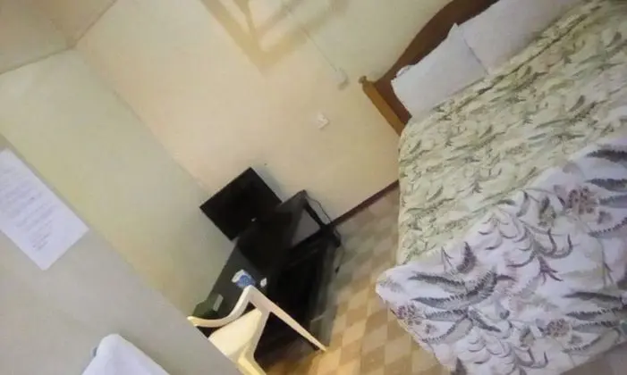 Büyük Yataklı Tek Kişilik Oda