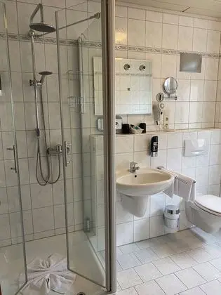 Comfort Tek Büyük veya İki Ayrı Yataklı Oda, 1 En Büyük (King) Boy Yatak, Kanal Manzaralı