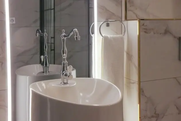 King Suite - Jakuzili, Kara Manzaralı