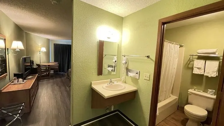 Deluxe Tek Büyük Yataklı Oda, 2 Büyük (Queen) Boy Yatak, Liman Manzaralı