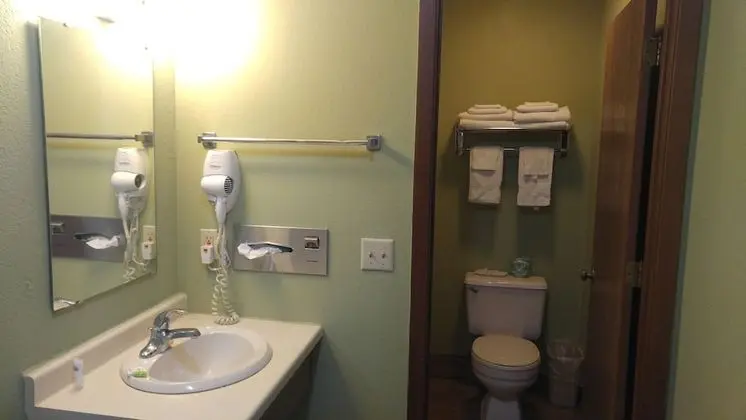 Deluxe Tek Büyük Yataklı Oda, 2 Büyük (Queen) Boy Yatak, Liman Manzaralı