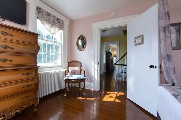 Superior Tek Büyük Yataklı Oda, Özel Banyo, Liman Manzaralı (Victorian)