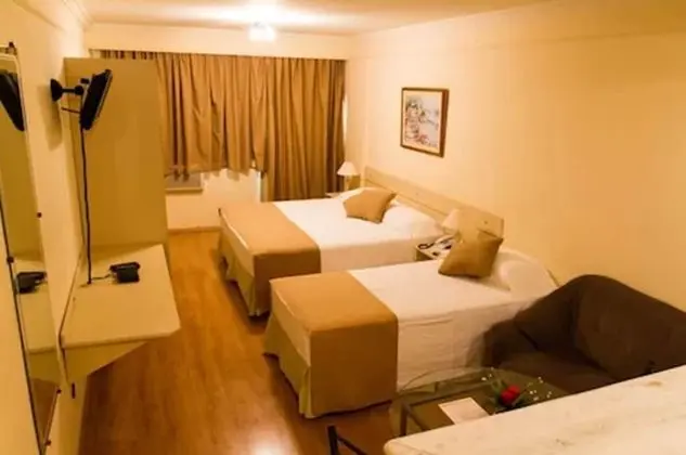 Deluxe Üç Kişilik Oda, Şehir Manzaralı