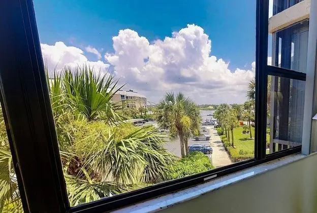 Daire (Harbor Towers 2 Bedroom Bay View)