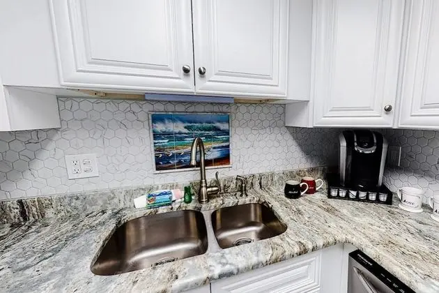 Daire (Harbor Towers 2 Bedroom Bay View)