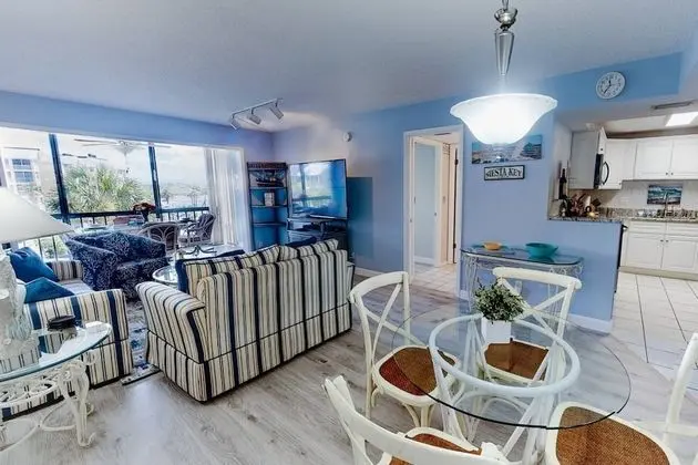Daire (Harbor Towers 2 Bedroom Bay View)