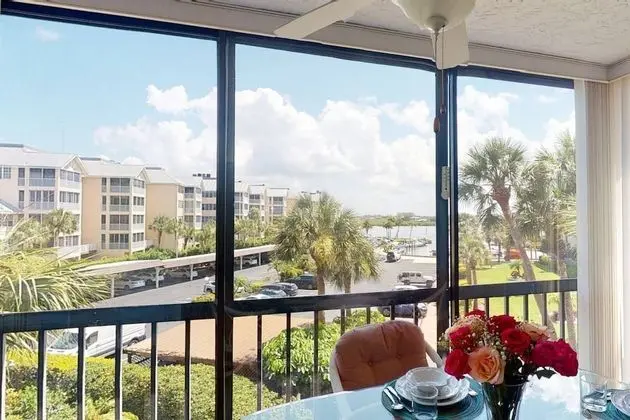 Daire (Harbor Towers 2 Bedroom Bay View)