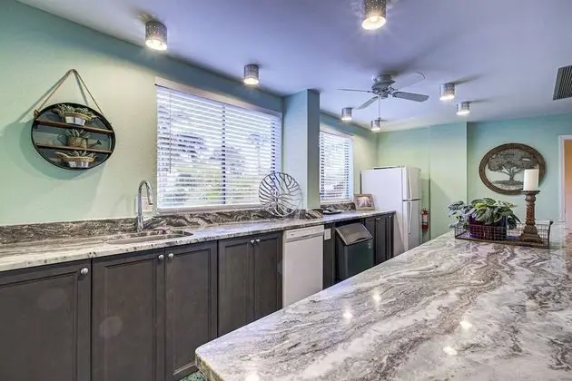Daire (Harbor Towers 2 Bedroom Bay View)