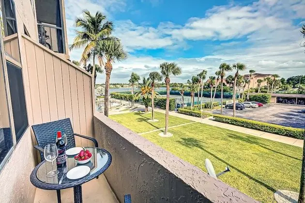 Daire (Harbor Towers Pool View 2 Bedrooms)