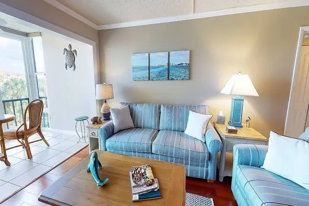 Daire (Harbor Towers 3rd Floor, Bay Views)