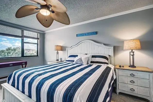 Daire (Harbor Towers 3rd Floor, Bay Views)