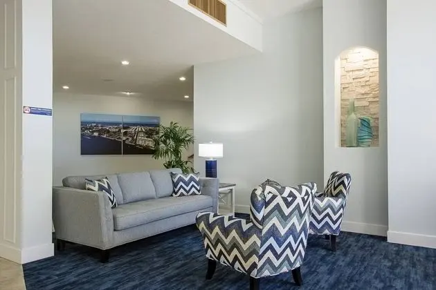 Daire (Harbor Towers 3rd Floor, Bay Views)