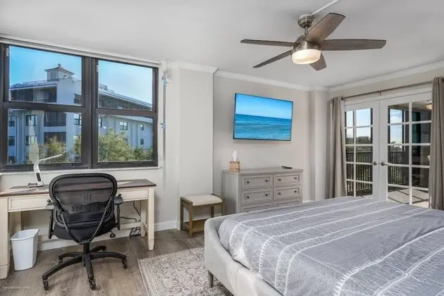 Daire (Harbor Towers End Unit Pool & Bay Vie)