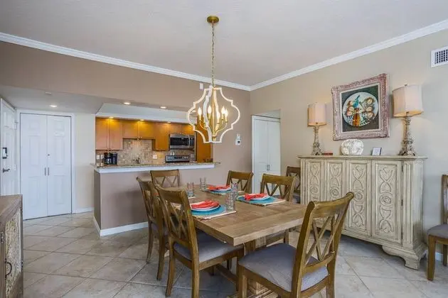 Daire (Harbor Towers Ground Floor Water View)