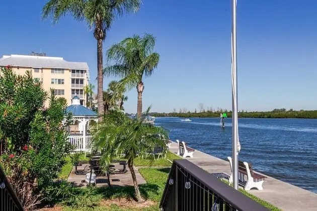Daire (Harbor Towers on the 3rd Floor)