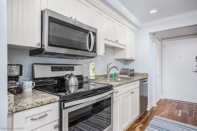 Daire (Harbor Towers Intracoastal Condo)