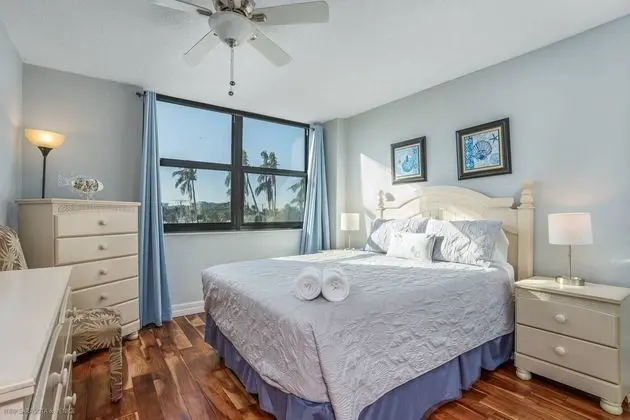 Daire (Harbor Towers Intracoastal Condo)