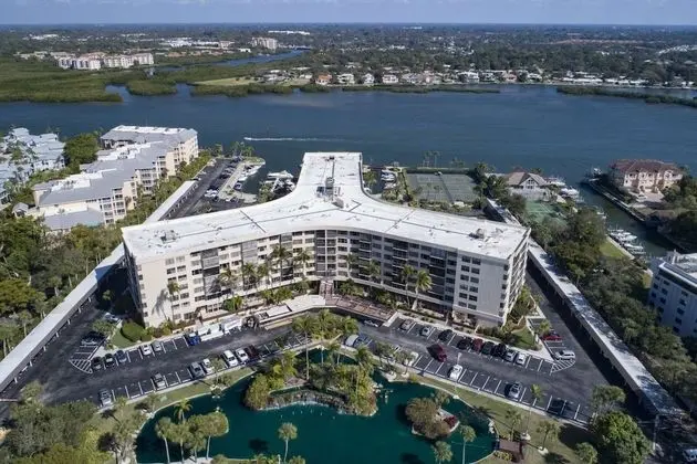 Daire (Harbor Towers Intracoastal Condo)