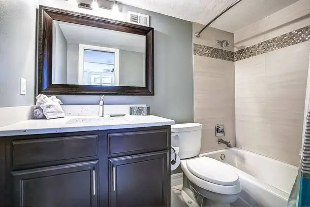 Daire (Harbor Towers Modern 3BR with den)