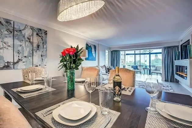 Daire (Harbor Towers Modern 3BR with den)