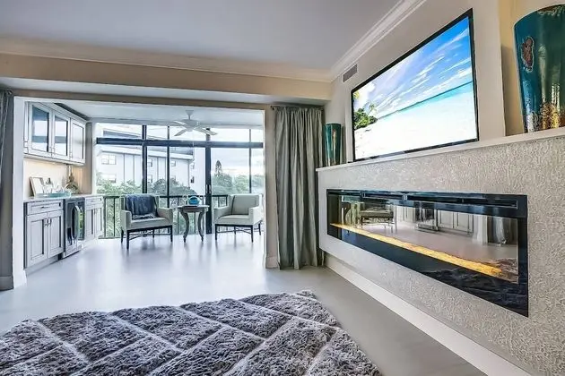 Daire (Harbor Towers Modern 3BR with den)
