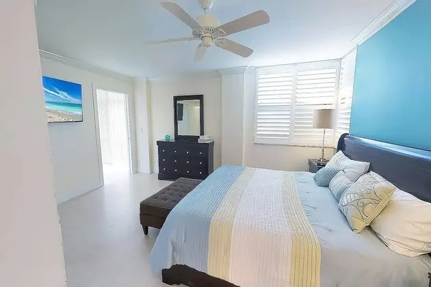 Daire (Harbor Towers Modern 3BR with den)