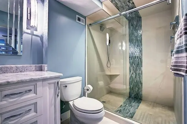Daire (Harbor Towers Modern 3BR with den)