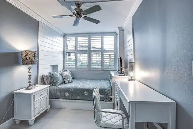 Daire (Harbor Towers Modern 3BR with den)