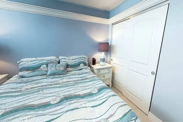 Daire (Harbor Towers Modern 3BR with den)