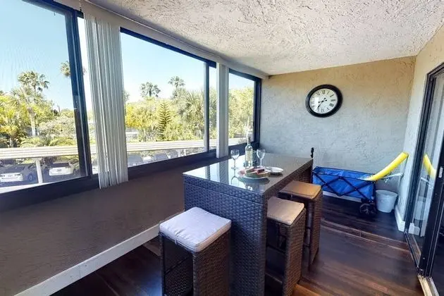 Daire (Harbor Towers Renovated 2nd Floor Sui)