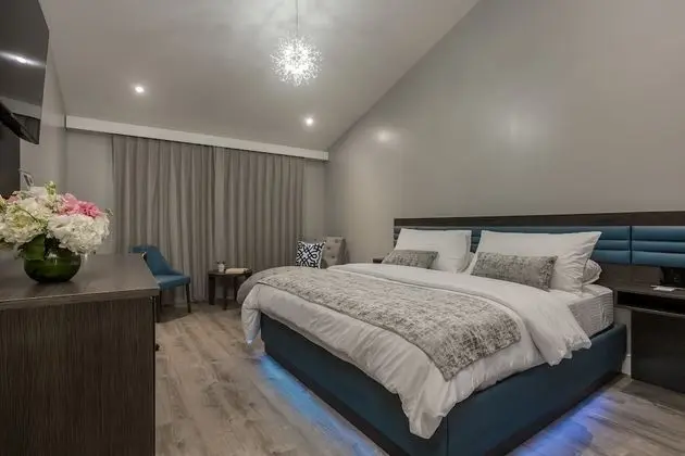 Deluxe Oda, 1 En Büyük (King) Boy Yatak