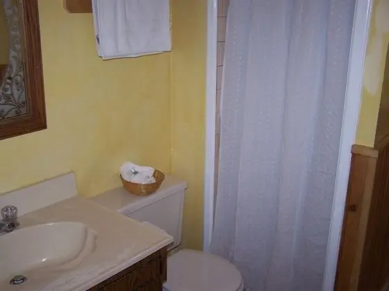 Basic Tek Büyük Yataklı Oda