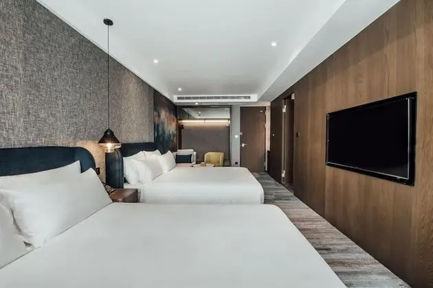 Deluxe Dört Kişilik Oda, Balkon