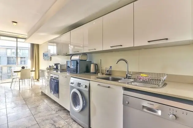 Luxury Tek Büyük Yataklı Oda