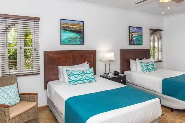 Courtyard View Room