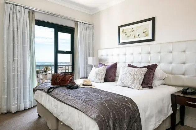 Sky Room ( Harbour Square)