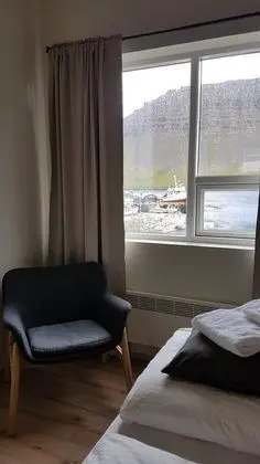 Tek Kişilik Oda, Ortak Banyo