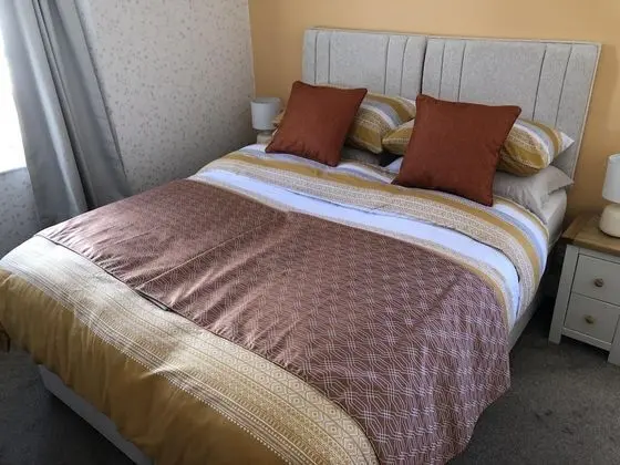 Tek Büyük veya İki Ayrı Yataklı Oda, Banyolu/Duşlu, Deniz Manzaralı