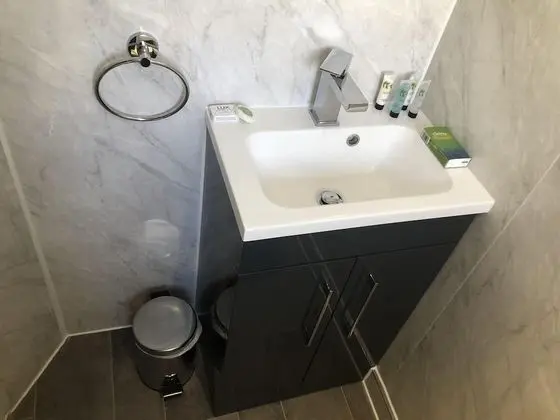 Tek Büyük veya İki Ayrı Yataklı Oda, Banyolu/Duşlu, Deniz Manzaralı