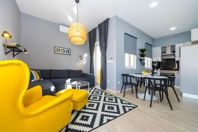 Superior Apart Daire, 2 Yatak Odası, Balkon, Deniz Manzaralı