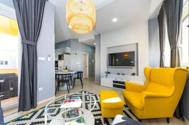 Superior Apart Daire, 2 Yatak Odası, Balkon, Deniz Manzaralı