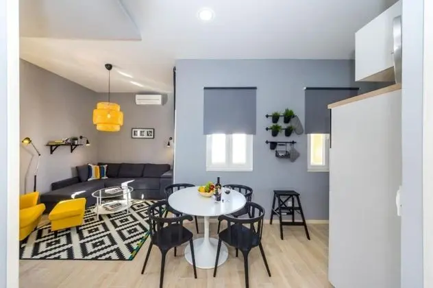 Superior Apart Daire, 2 Yatak Odası, Balkon, Deniz Manzaralı