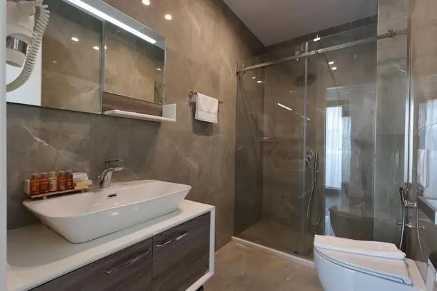 Deluxe Üç Kişilik Oda