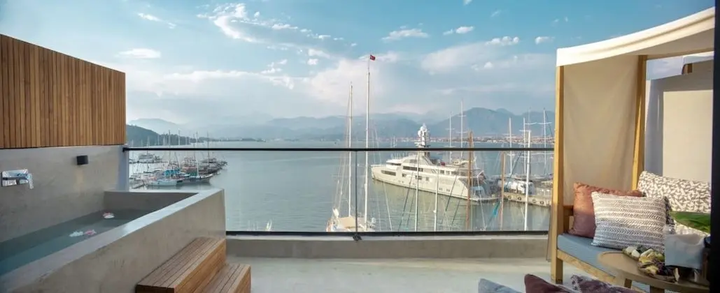 Panoramic Çatı Katı Süiti (Penthouse)