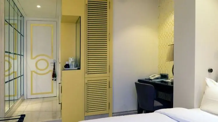 Deluxe Sea Facing Room