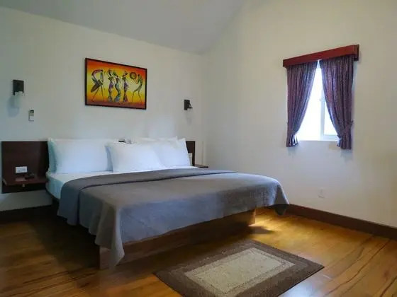 Deluxe Kır Evi, 1 En Büyük (King) Boy Yatak, Sigara İçilmez, Havuz Manzaralı