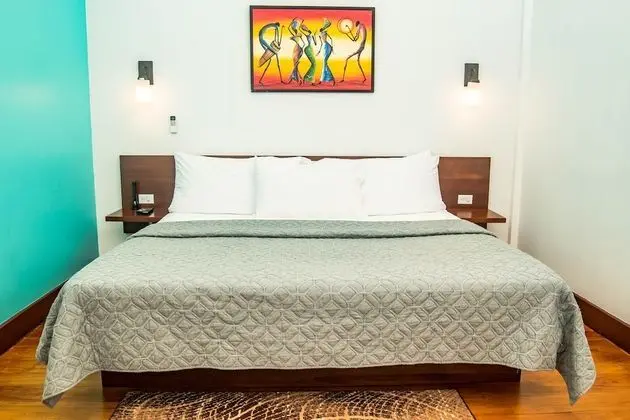 Deluxe Kır Evi, 1 En Büyük (King) Boy Yatak, Sigara İçilmez, Havuz Manzaralı