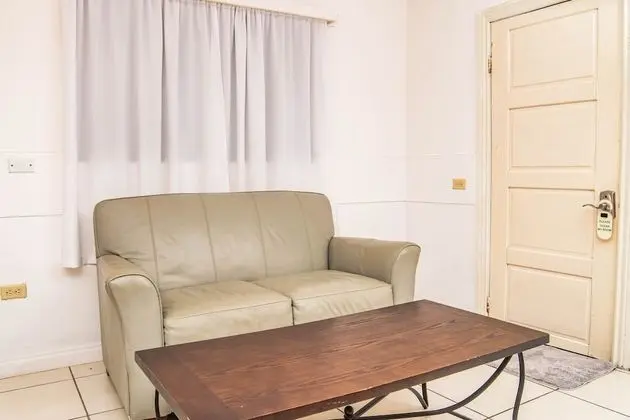 Standard Oda, 1 En Büyük (King) Boy Yatak, Sigara İçilmez, Bahçe Manzaralı