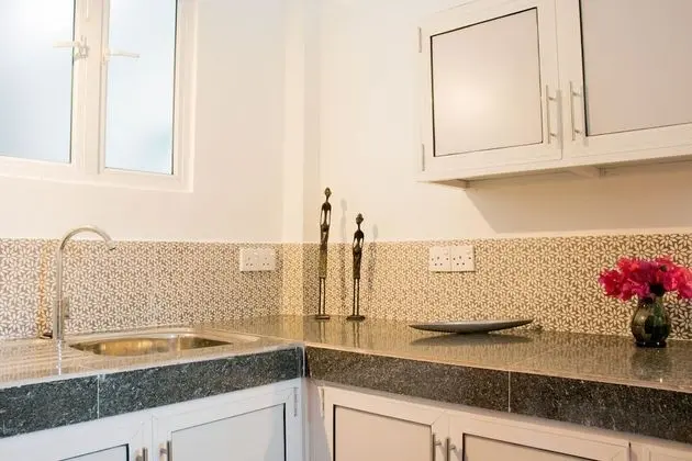 Standard Apart Daire, Bahçe Manzaralı